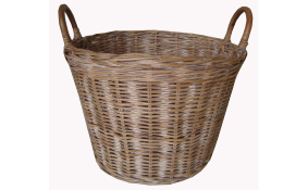 TT- 160702 - Rattan basket with handles.