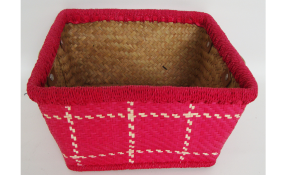 TT- 160357 Palm leaf basket, color as it is. W24 x H14